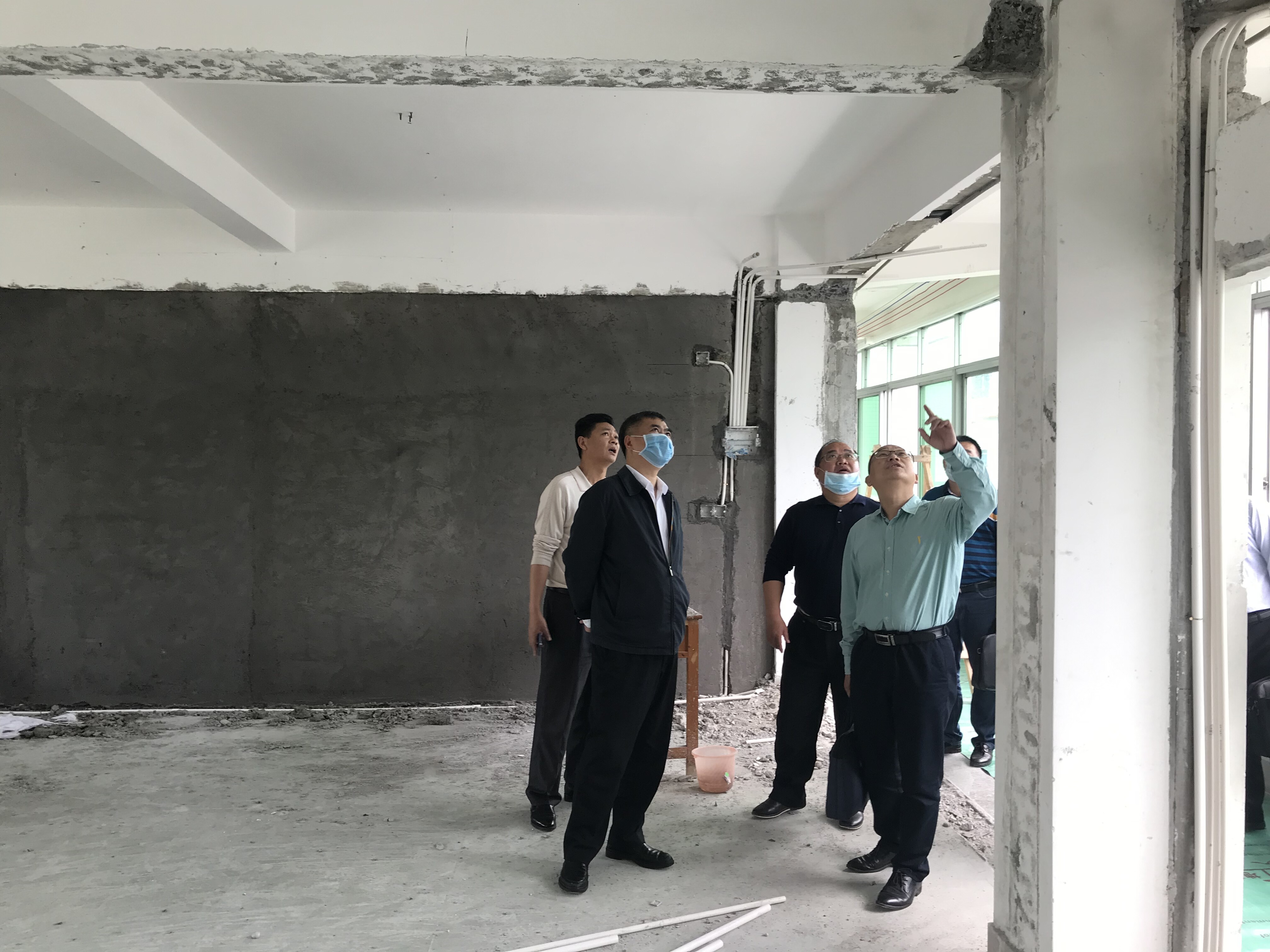 2020.03.23)廖敬華到縣應急管理局調研指導安全生產應急管理和森林防滅火工作_2